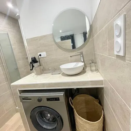 Cosy Aix En Provence Apartment *